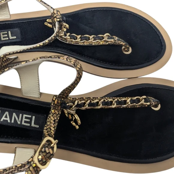 Chanel 2018 Interlocking CC T-Strap Fantasy Chain Thong Sandals Size EU 40 - Picture 8 of 15